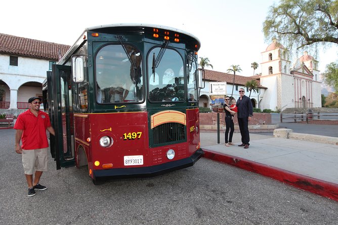 Santa Barbara Trolley Tour - Stearns Wharf and East Beach: The Oceanfront You Want to See First