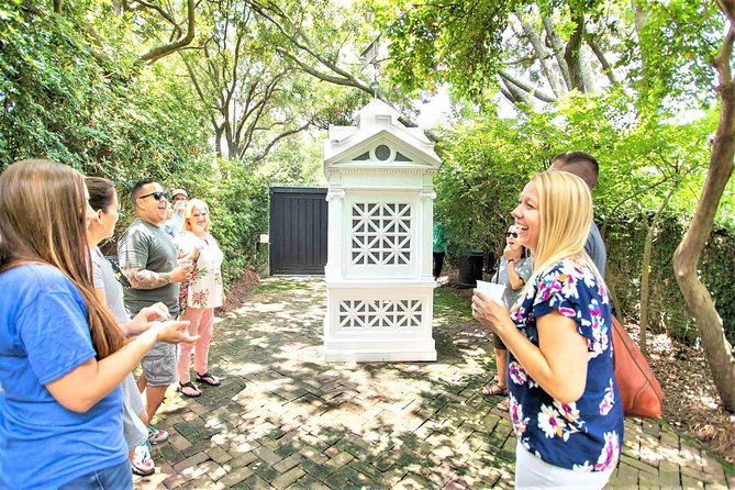 Savannah First Squares Culinary & Cultural Walking Food Tour - Johnson Square: Live Oaks, Nathaniel Greene, and City Hall Views