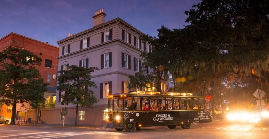 Savannah: Ghosts and Gravestones Tour with Low House Entry - Should You Book This Savannah Ghost Tour?