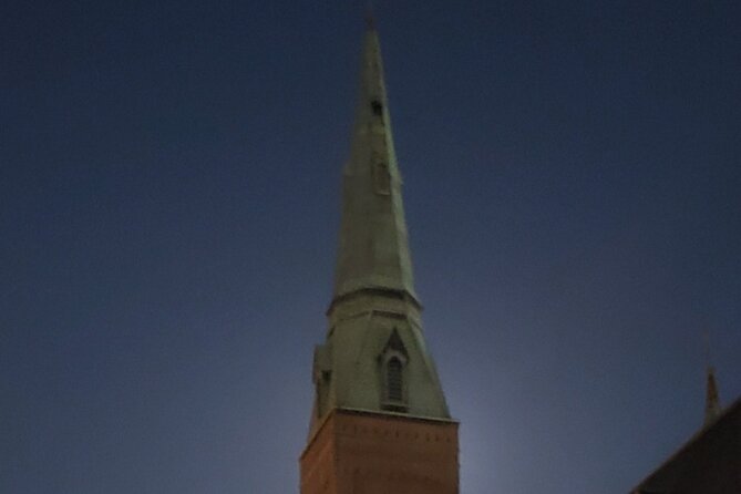 Savannah History and Haunts Candlelit Ghost Walking Tour - Colonial Park Cemetery, Why the Tour Ends There