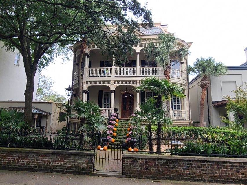 Savannah: Old Town Hop-On Hop-Off Trolley Tour - Key highlights at a glance