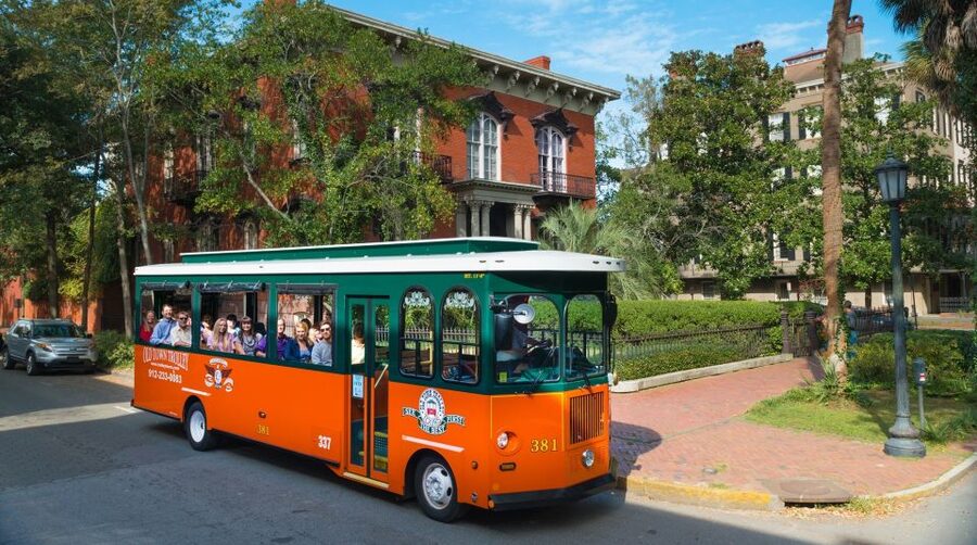 Savannah: Old Town Hop-On Hop-Off Trolley Tour - Tips for using the coupons and keeping your pace realistic