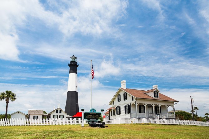 Savannah to Tybee Island with Dolphin Cruise - Beach free time: how to use it well (and avoid wasting the good weather)