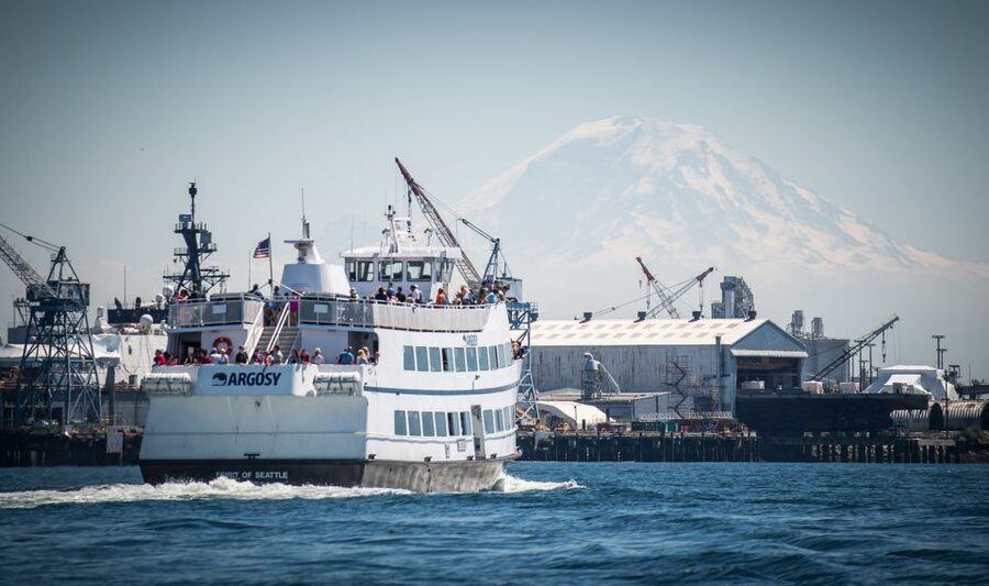 Seattle: Harbor Cruise with Local Guide - The route: from Seattle Waterfront to Alki Beach views