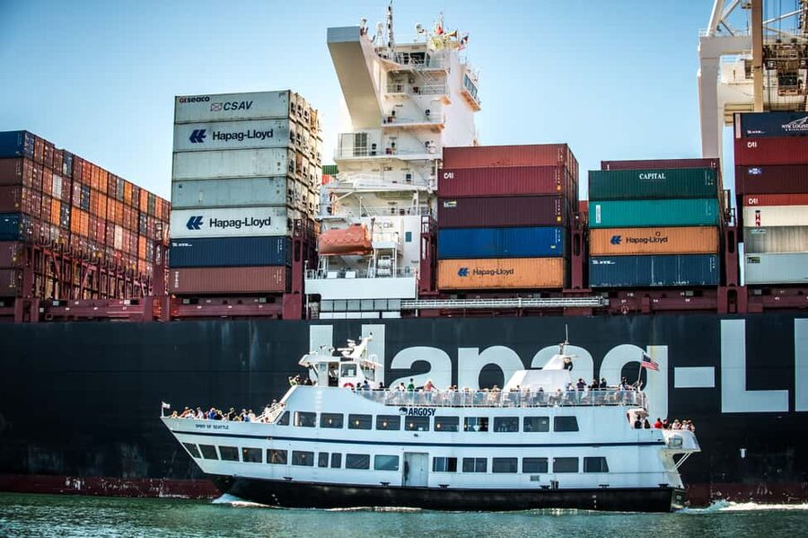 Seattle: Harbor Cruise with Local Guide - The power of the narration: guides who make the sights stick