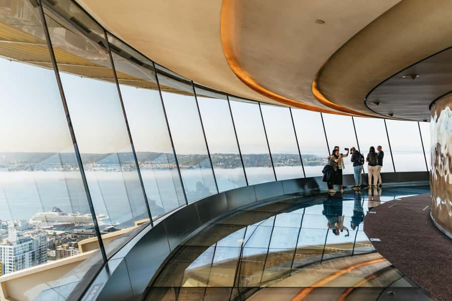 Seattle: Space Needle & Chihuly Garden and Glass Ticket - A One-Day Seattle Pairing: Needle Views plus Chihuly Color