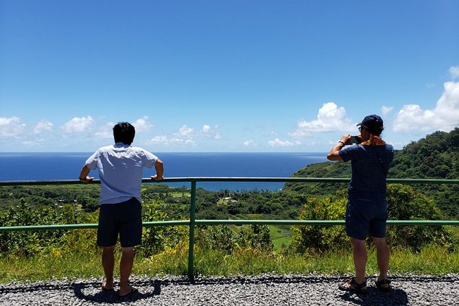 Small-Group Road to Hana Adventure Tour with Pickup & Lunch - Breakfast: starting Hana the local way