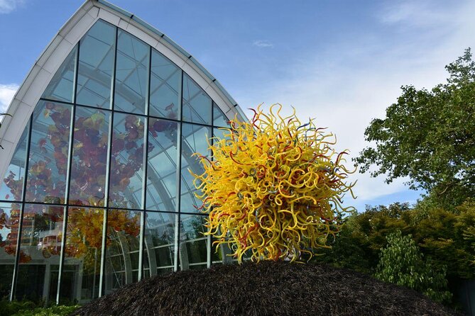 Space Needle and Chihuly Garden and Glass Combination Ticket - Space Needle + Chihuly: why this combo feels efficient