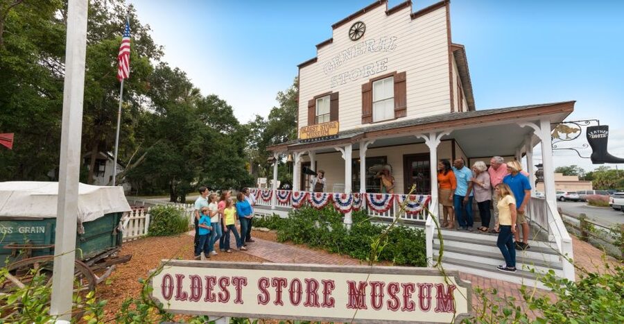 St. Augustine: Hop-on Hop-off Trolley Tour with Museum Entry - Mission of Nombre de Dios and La Leche shrine: the early-era anchor
