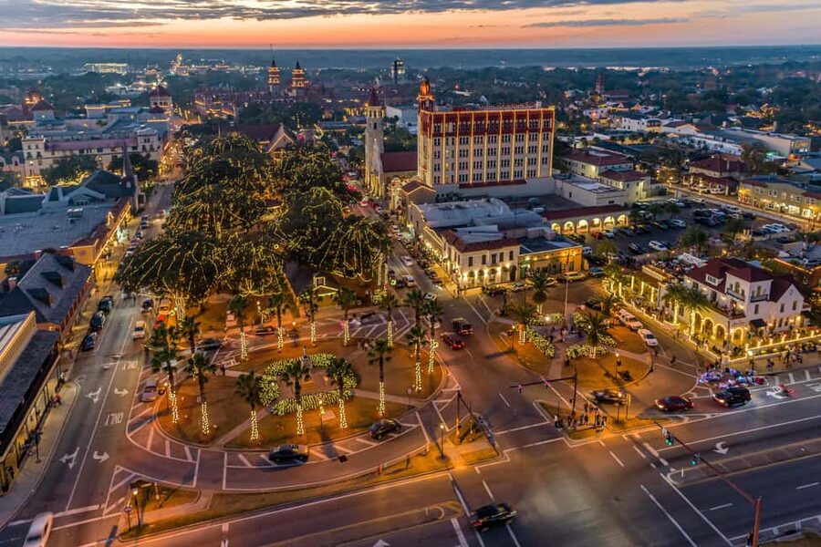 St Augustine: Nights of Lights Trolley Tour - Key takeaways before you ride