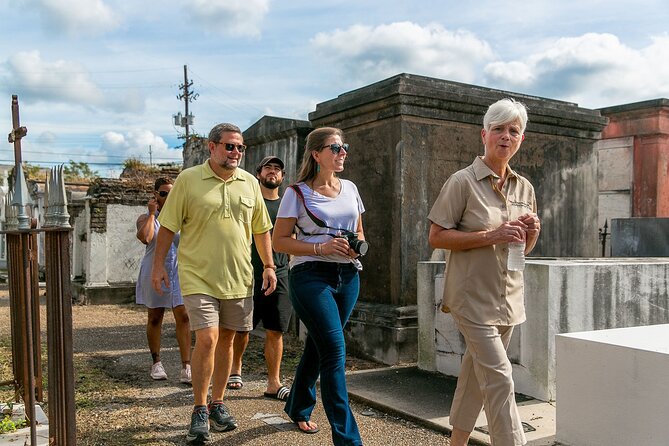 St. Louis Cemetery No. 1 Official Walking Tour - The stories you go for: Marie Laveau and Delphine LaLaurie