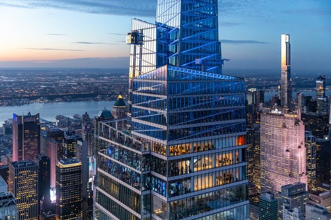 SUMMIT One Vanderbilt Experience Ticket - Entering and Moving Through Three Floors of Art and Glass