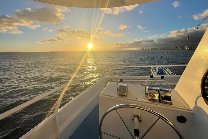 Sunset Dinner Cruise in Honolulu, Hawaii - Should you book this Honolulu sunset dinner cruise?