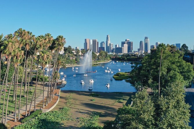 Swan Boat Rental in Echo Park - Getting the most out of it: steering, wait time, parking, and comfort