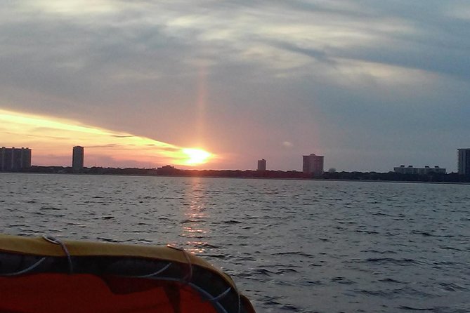 Tampa History Cruise - The 90-minute ride: what you will see and what the guide ties together