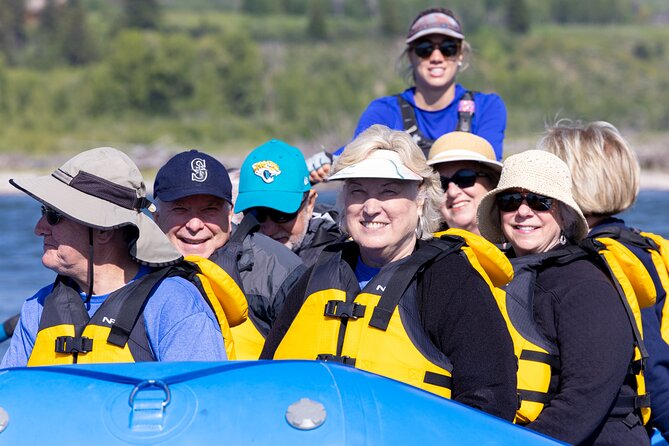 Tetons and Snake River Scenic Float Trip In Jackson Hole - Wildlife spotting along the Snake River: what to watch for, and how to help your odds