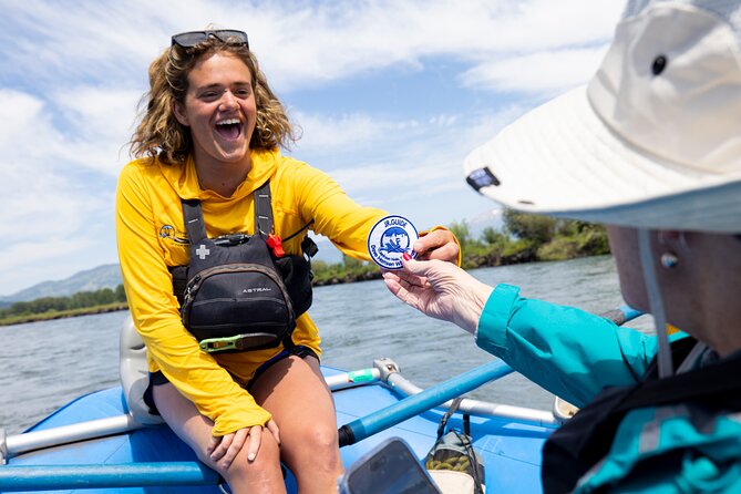 Tetons and Snake River Scenic Float Trip In Jackson Hole - Riding comfort details: ponchos, blankets, and the reality of a wet day
