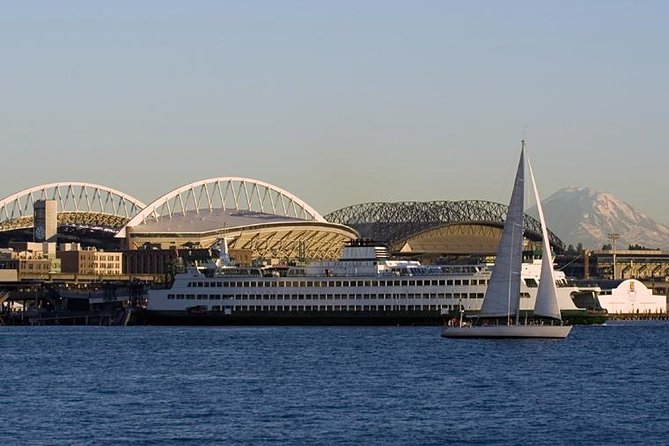 The Best of Seattle City Highlights Tour - What the group size feels like on the road