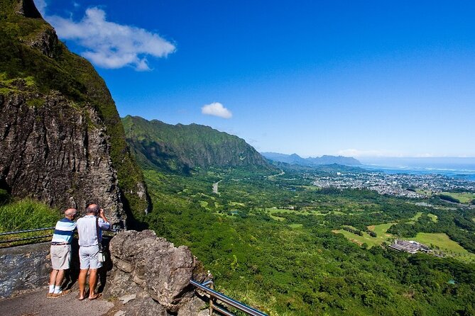 Tour of North Shore & Waimea Waterfall - Key things to know