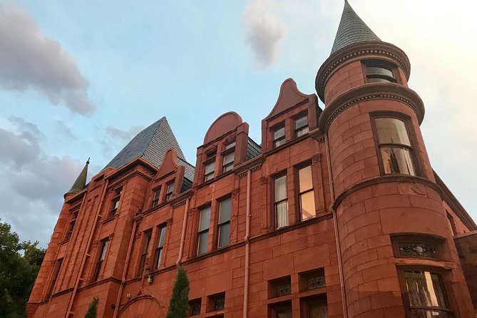 Twilight Ghost Tour - Why Capitol Hill at Twilight Works So Well