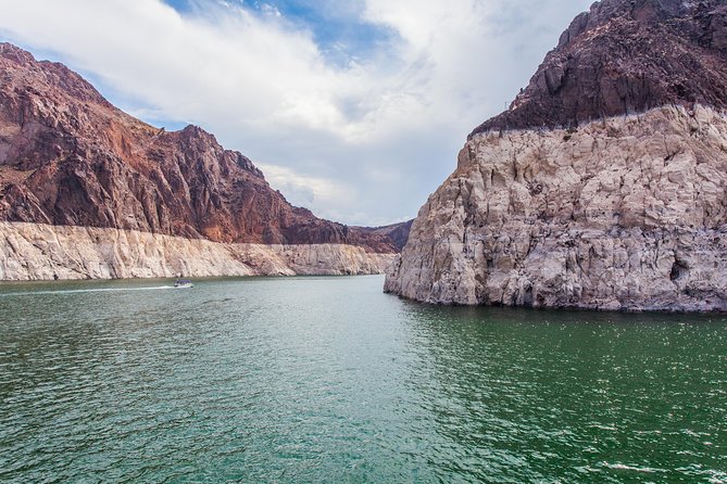 Ultimate Hoover Dam Tour from Las Vegas - Guides, Humor, and the One Thing I’d Watch For