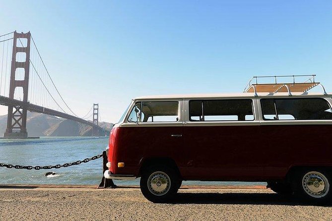 Vantigo - The Original San Francisco VW Bus Tour - Palace of Fine Arts: 5 minutes for iconic framing