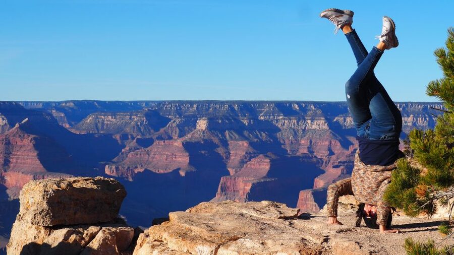 Vegas: Grand Canyon National Park South w/Lunch, Free WiFi - The road journey: Mojave Desert scenery shifts and the bridge moment