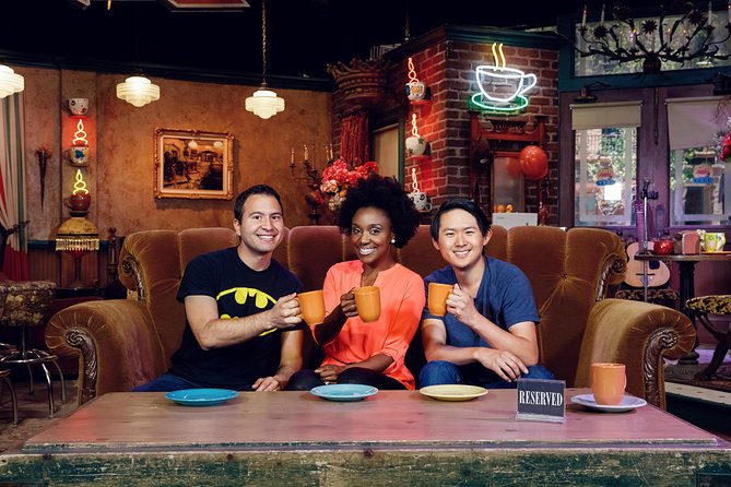 Warner Bros. Studio Tour Hollywood - Central Perk to green screen: the production-tech stops that make it click