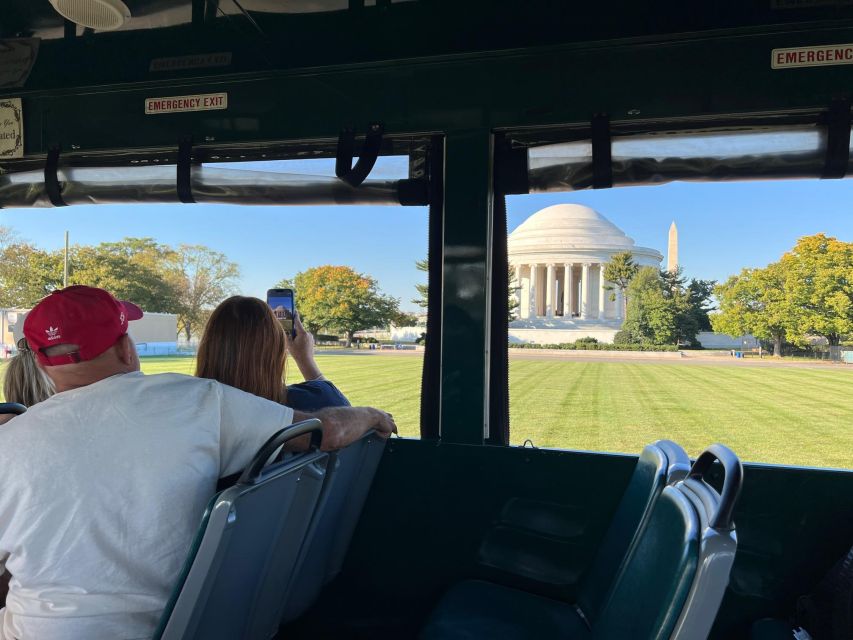 Washington, DC: Hop-On Hop-Off Old Town Trolley City Tour - Practical tips that save time at street level