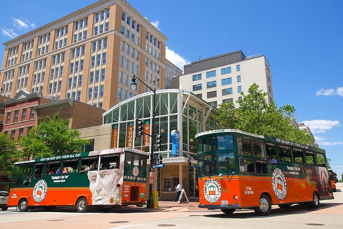Washington DC Hop-On Hop-off Trolley Tour with 15 Stops - Value for $48.95: When This Tour Really Pays Off