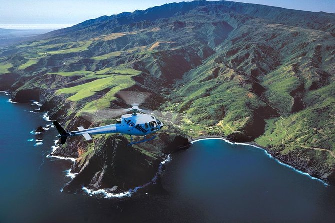 West Maui and Molokai Special 45-Minute Helicopter Tour - In the Air: What 45 Minutes Feels Like, Seats, and Motion Tips