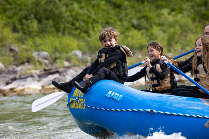 Whitewater Rafting in Jackson Hole : Family Standard Raft - What you get for $120, plus the small extras that matter